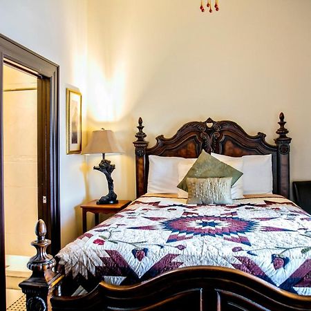 Puddicombe House Hotel New Hamburg Eksteriør billede