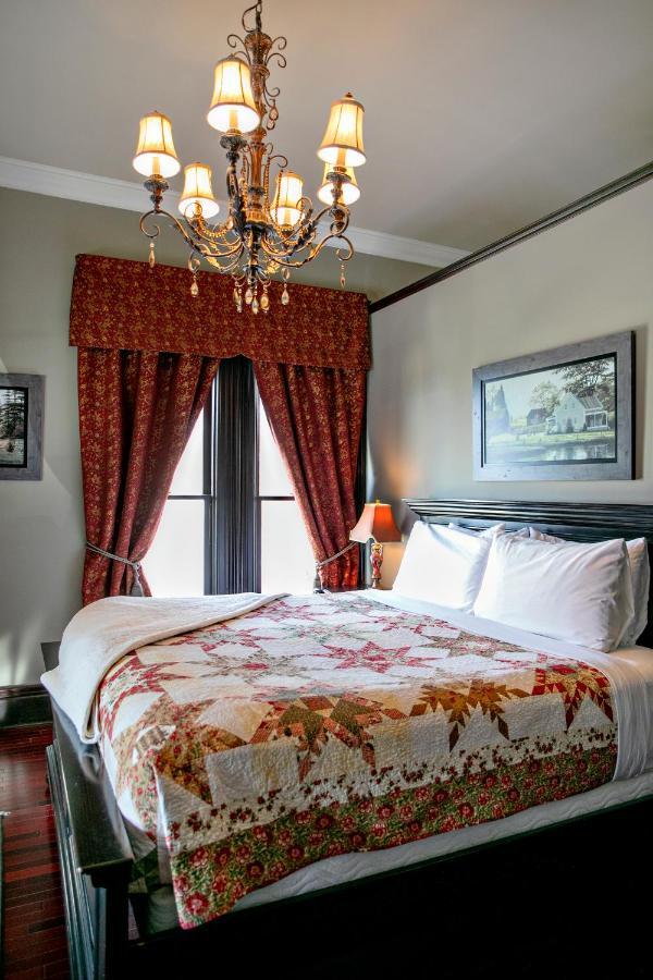 Puddicombe House Hotel New Hamburg Eksteriør billede